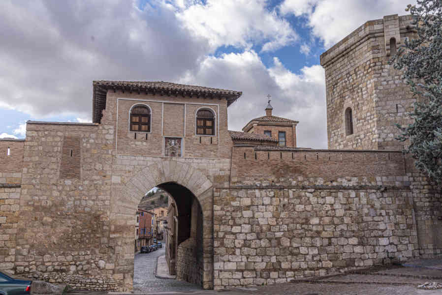 Zaragoza - Daroca 02 - Puerta de Arriba.jpg